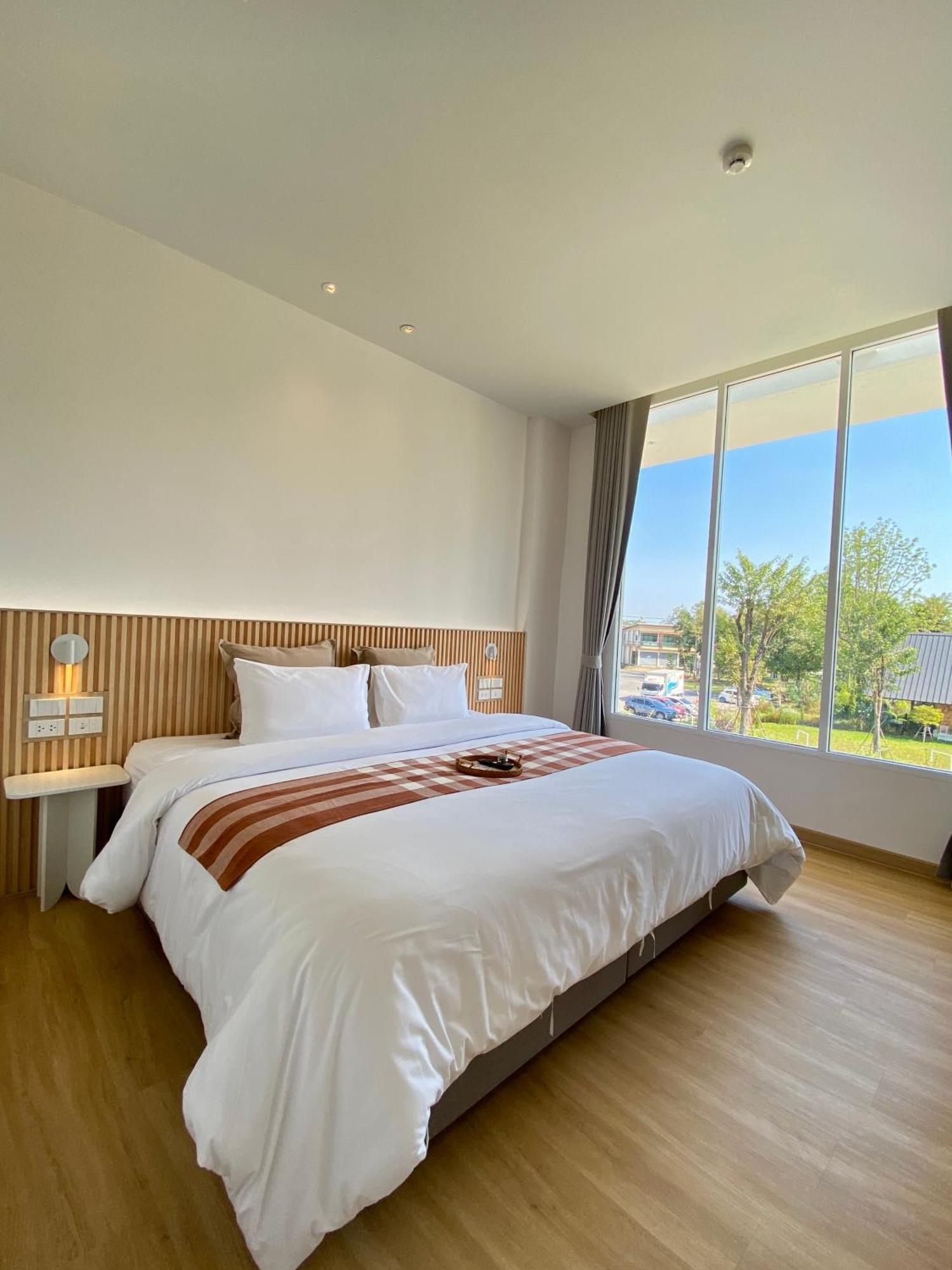 Punn Hotel Korat 呵叻 外观 照片